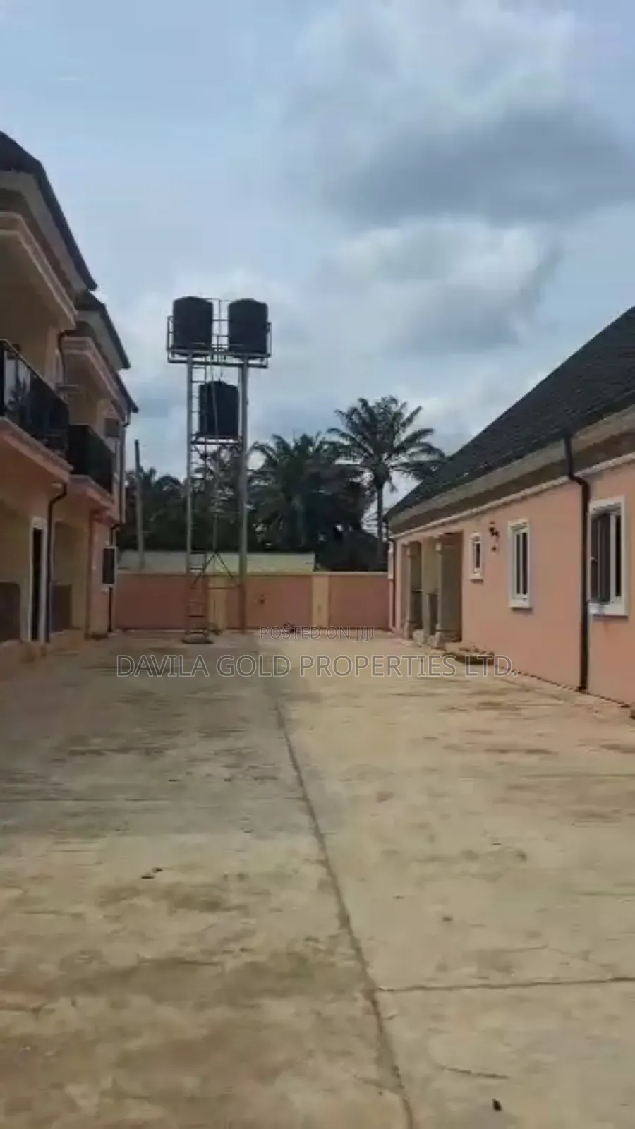 15bdrm Apartment in Benin City for sale