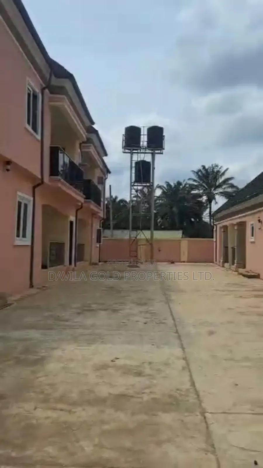 15bdrm Apartment in Benin City for sale