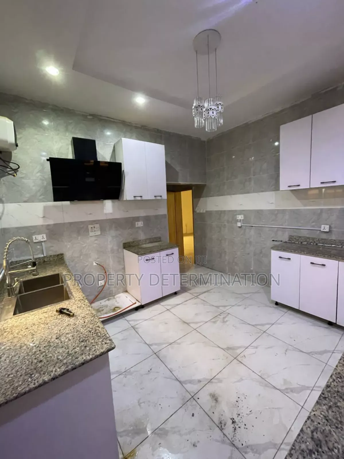 4bdrm Duplex in GRA Phase 1 for sale