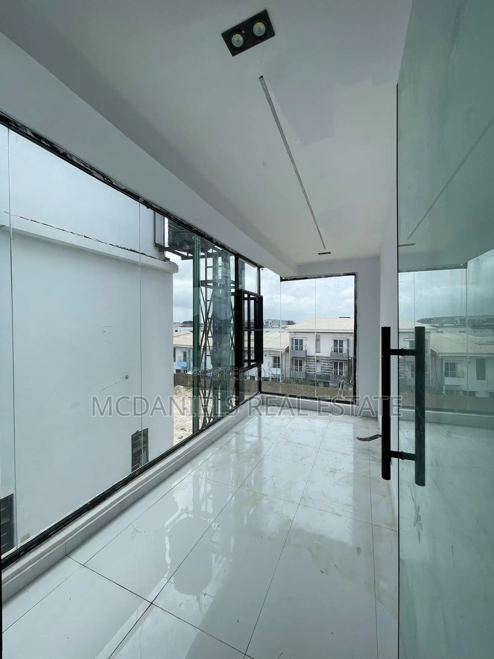 Furnished 5bdrm Duplex in Ikota for sale