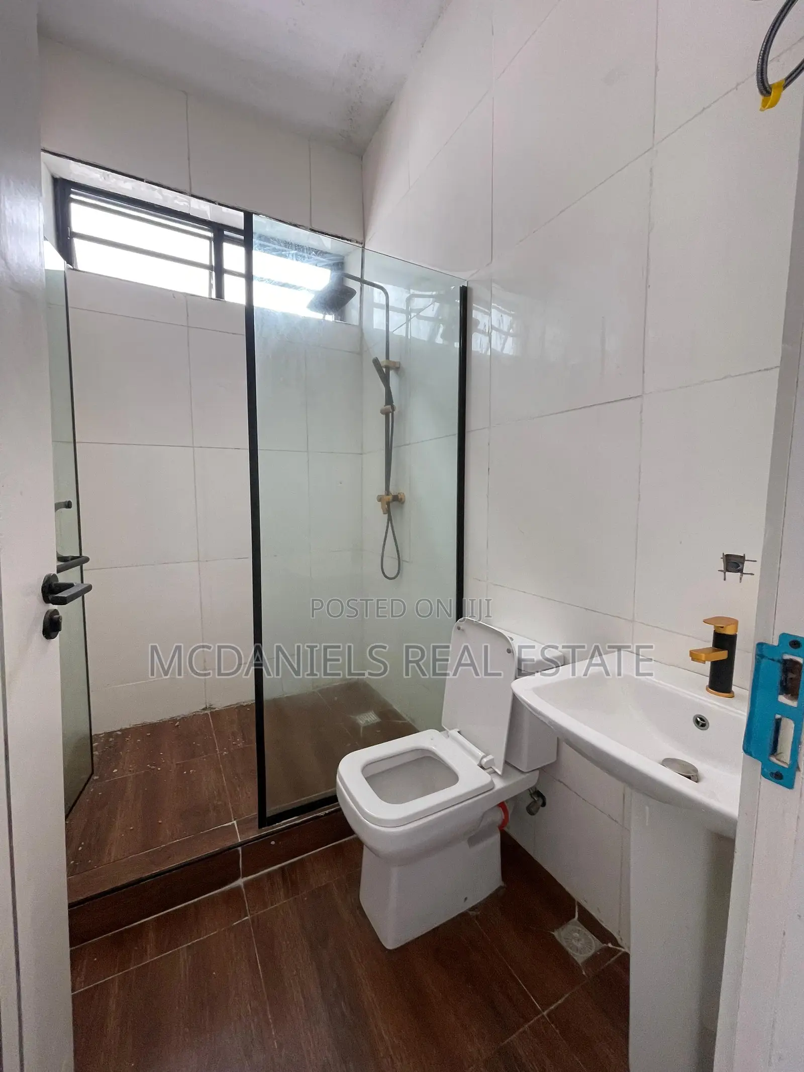 Furnished 5bdrm Duplex in Ikota for sale