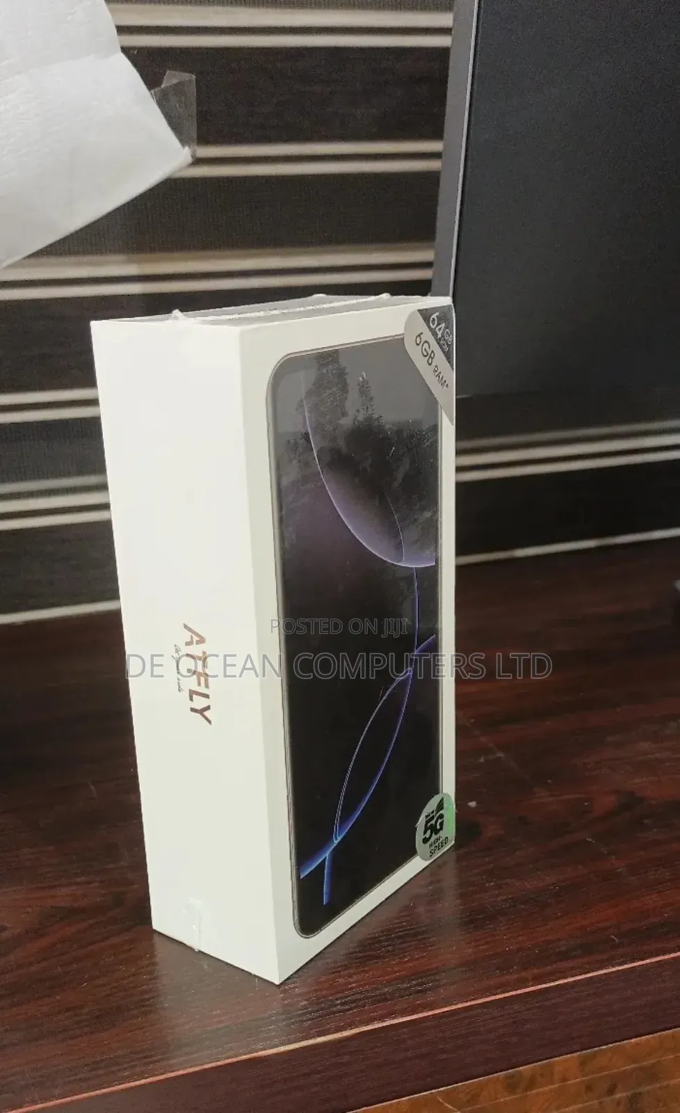 New Mobile Phone 64 GB Black