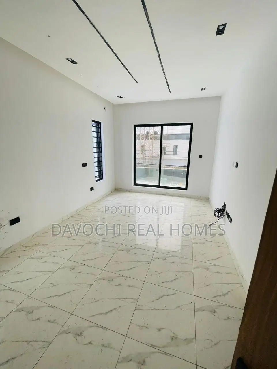 4bdrm Duplex in Ikota Villa for rent