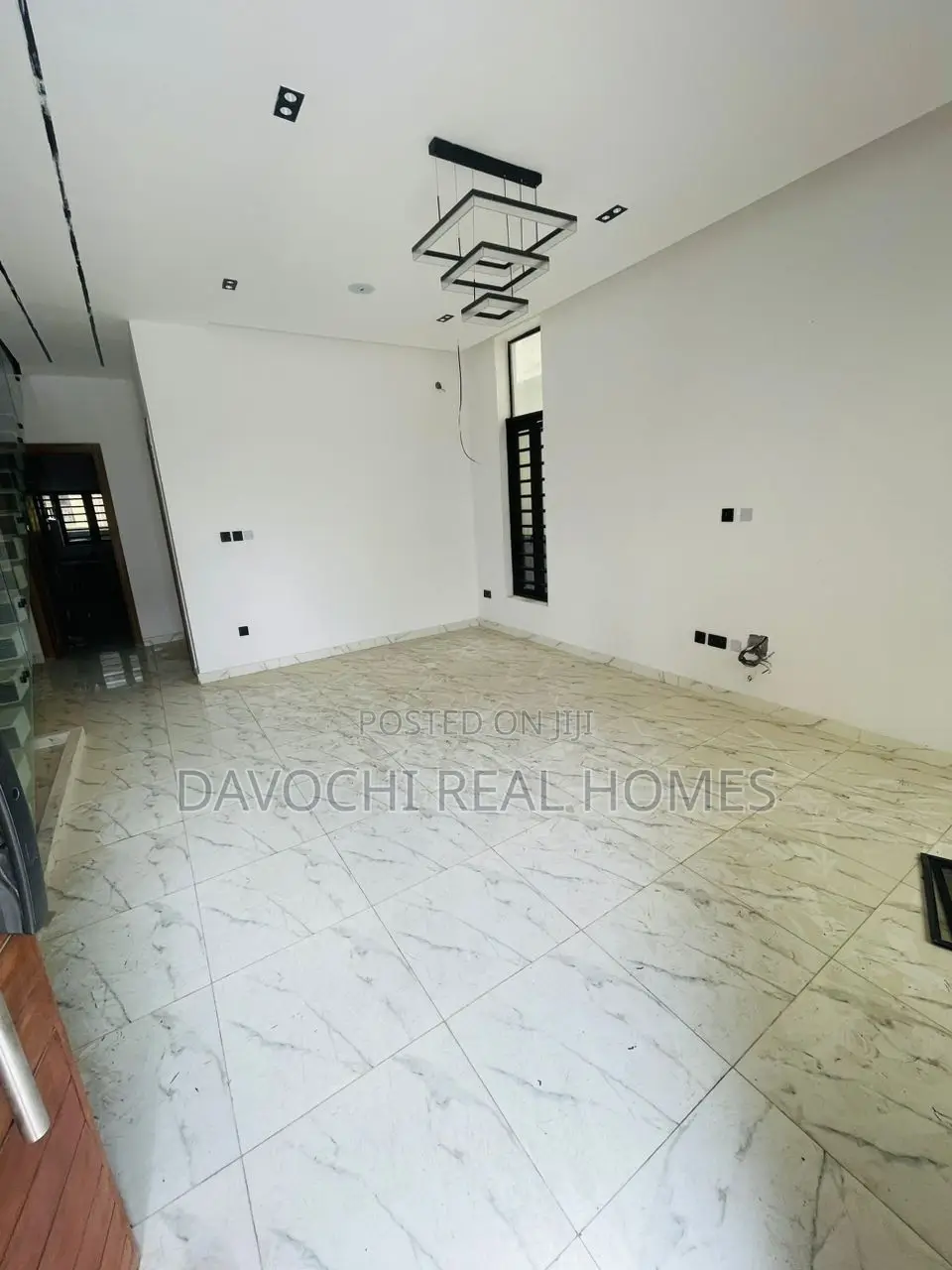4bdrm Duplex in Ikota Villa for rent