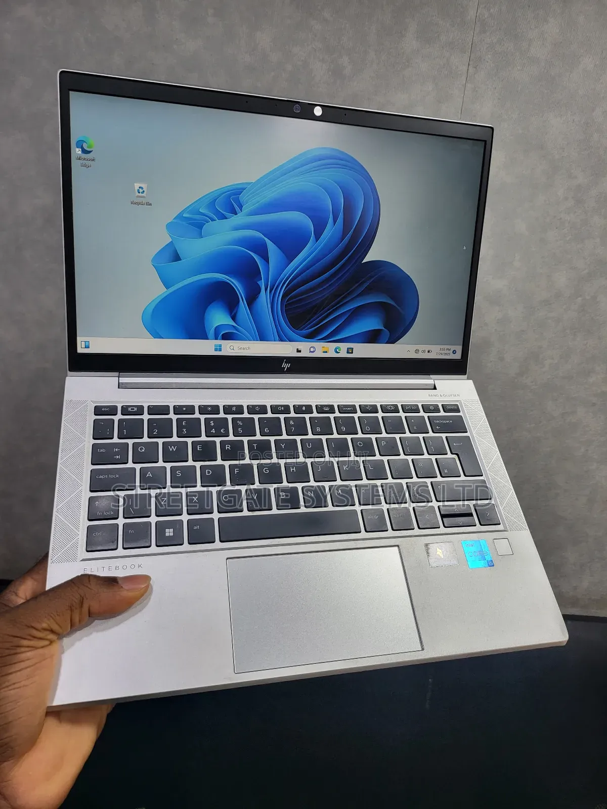 Laptop HP EliteBook 830 G8 16GB Intel Core I5 SSD 256GB