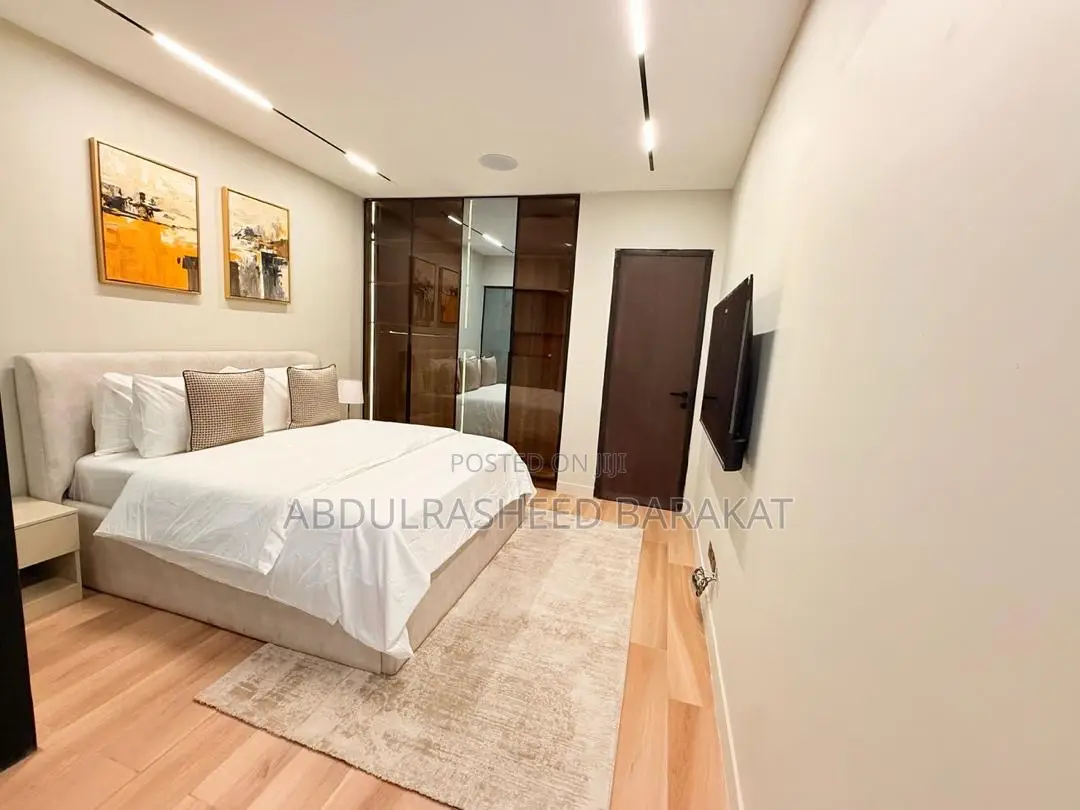 Luxury Two Bedroom Apartment With Alexa Command