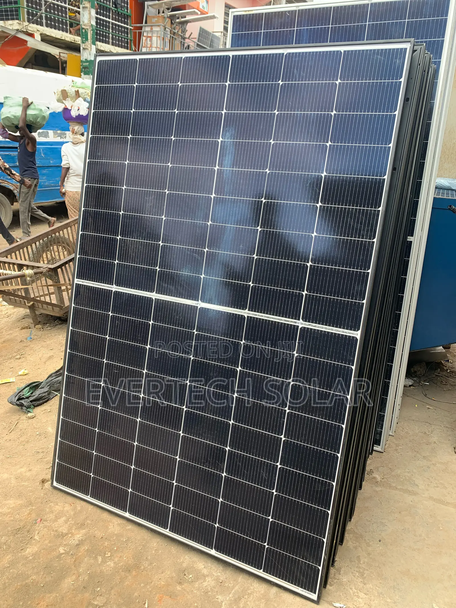 450 Watts Canadian Half Cut Mono Panel