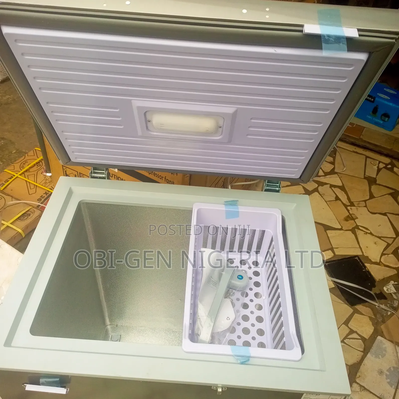 Snowsea Bd-178 Chest Deep Freezer 150-liter Set