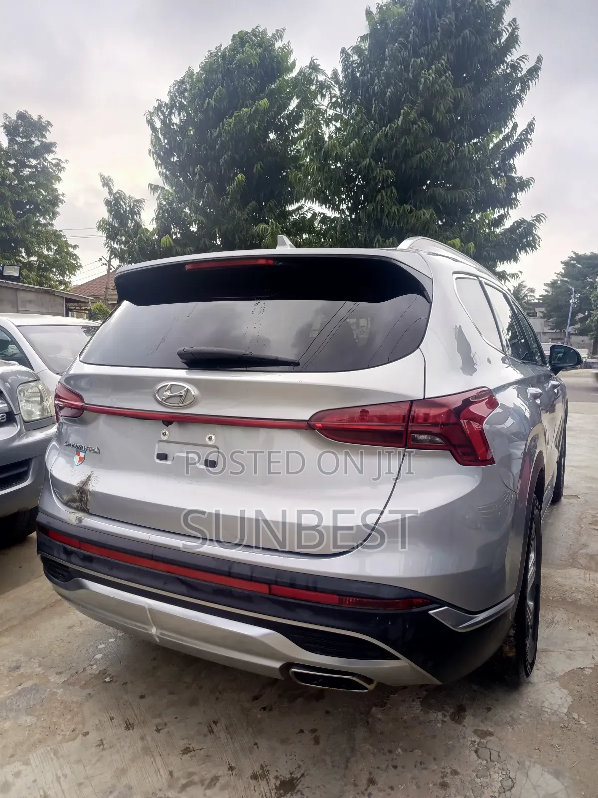 Hyundai Santa Fe SE 2021 Silver
