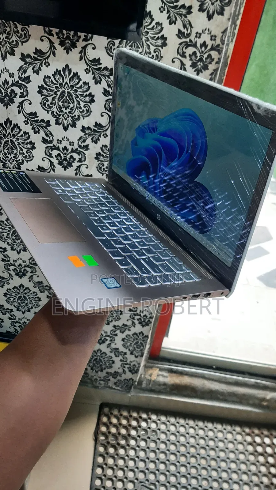 Laptop HP 14S 8GB Intel Core I3 HDD 320GB