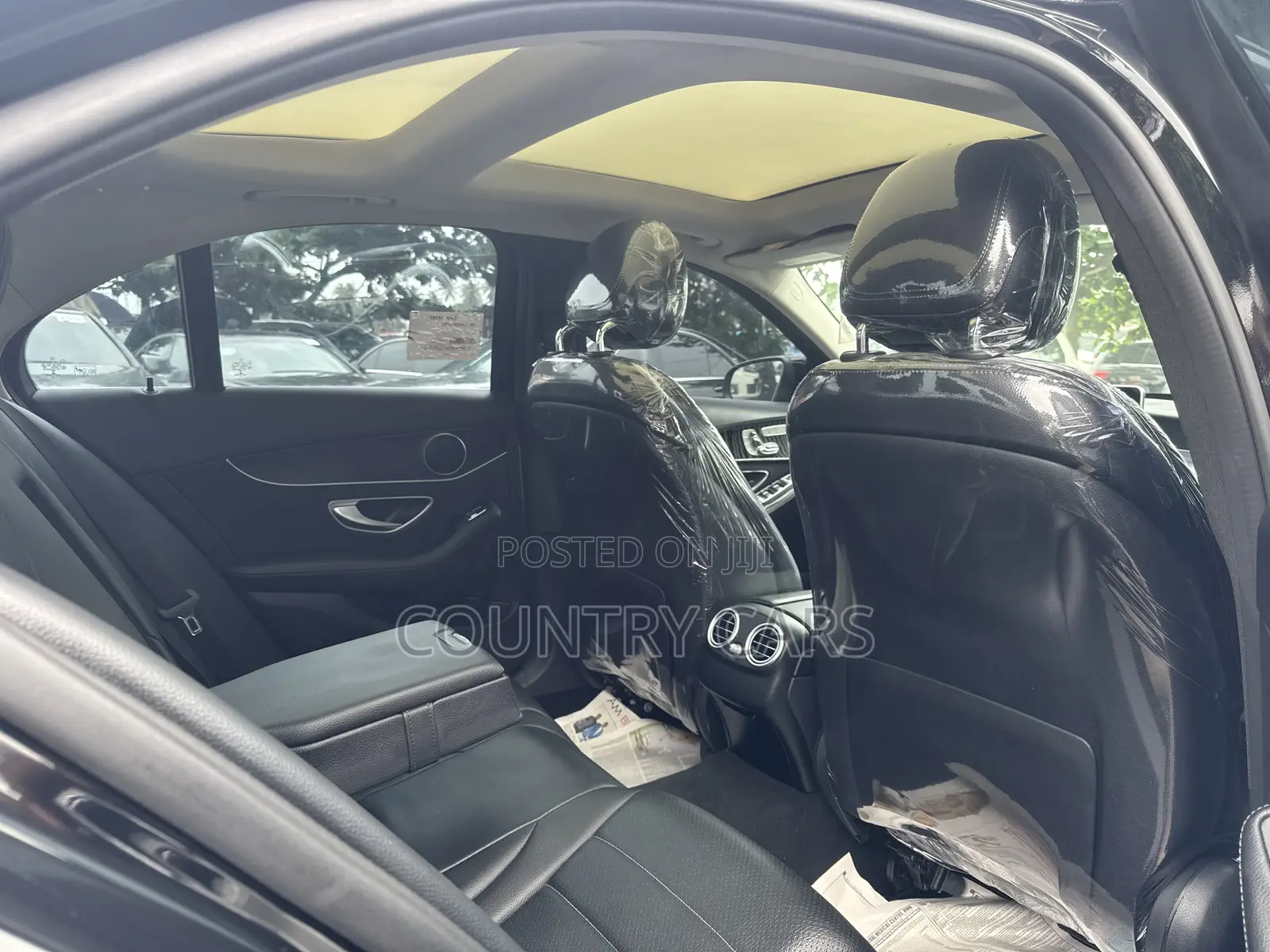 Mercedes-Benz C300 Sport 4Matic Sedan AWD (2.0L 4cyll 7A) 2016 Black