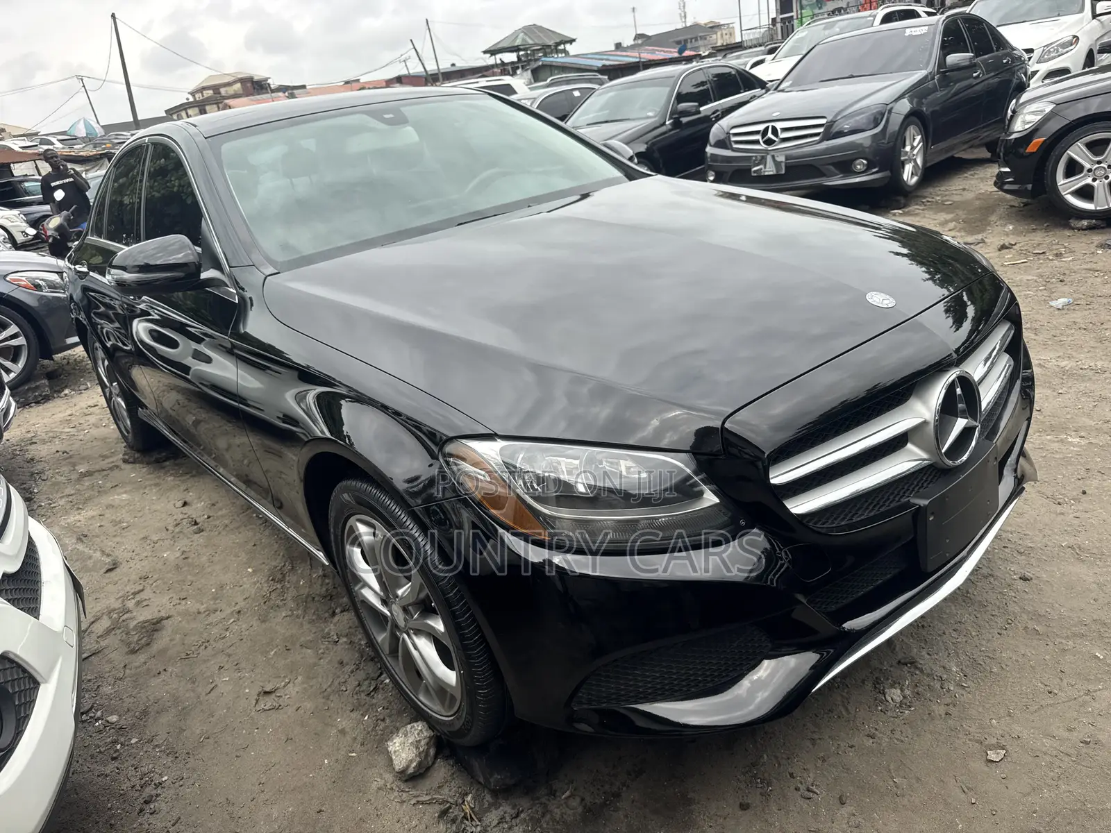 Mercedes-Benz C300 Sport 4Matic Sedan AWD (2.0L 4cyll 7A) 2016 Black