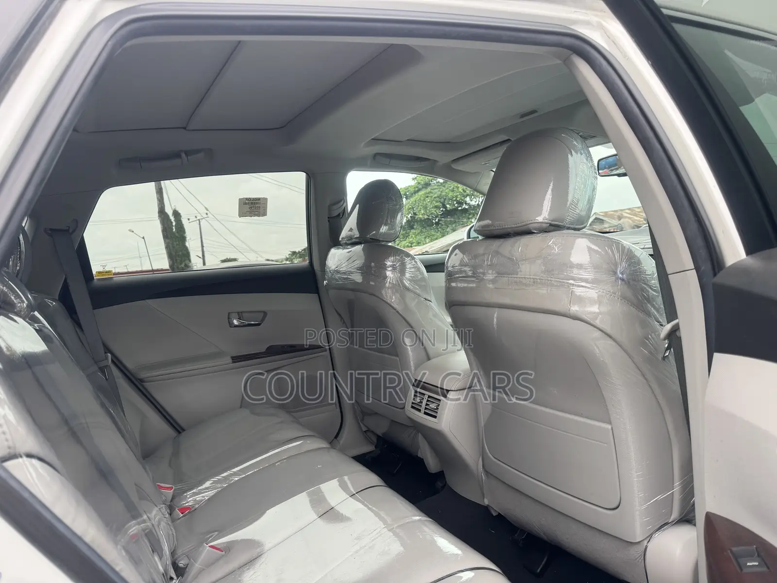 Toyota Venza AWD 2011 White