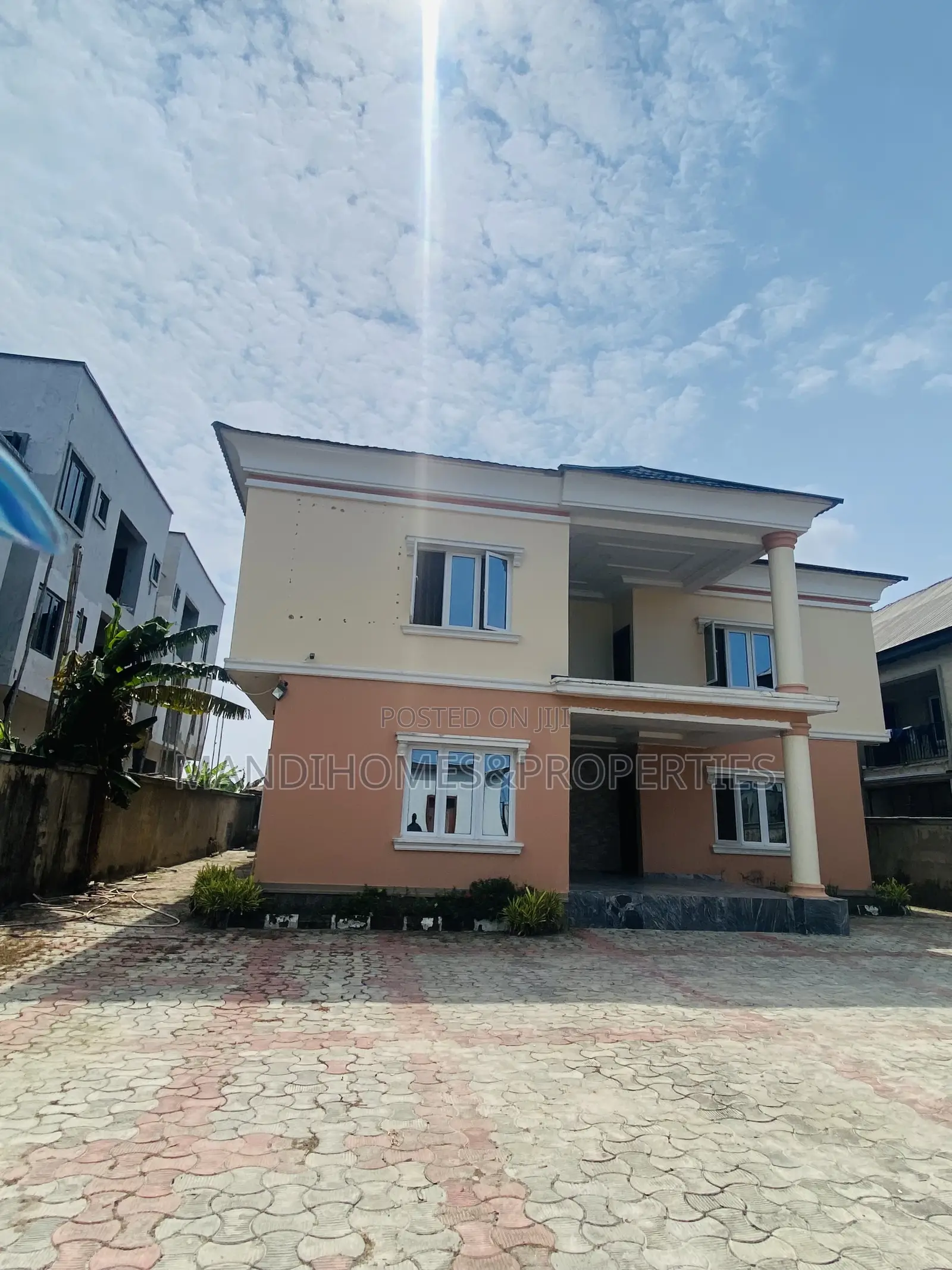 4bdrm Duplex in Sangotedo for sale