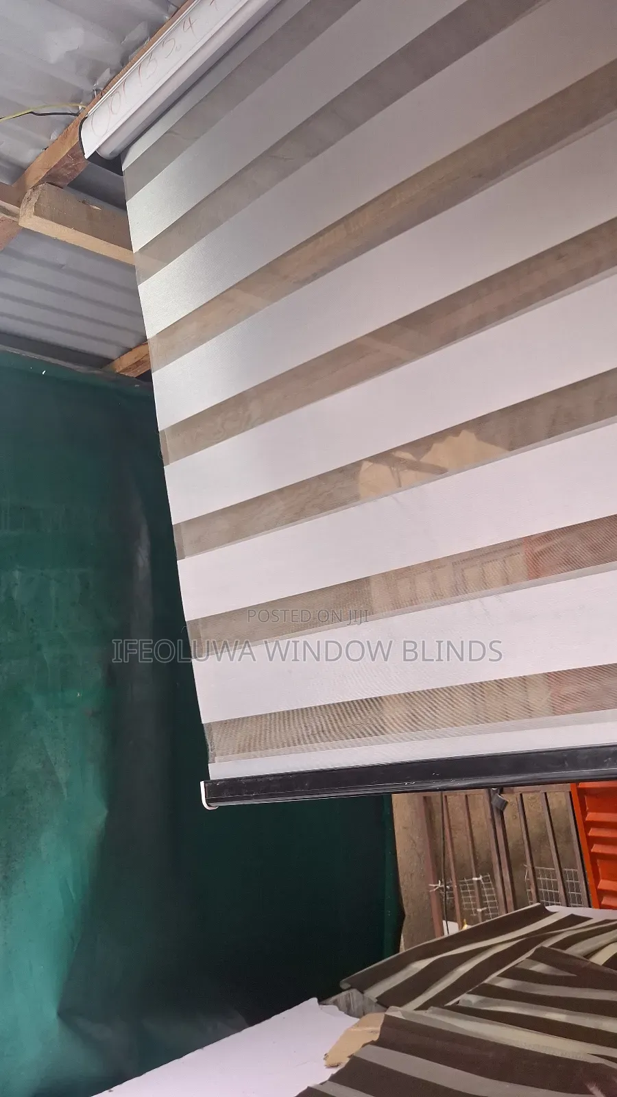Shining Black Day and Night Window Blinds