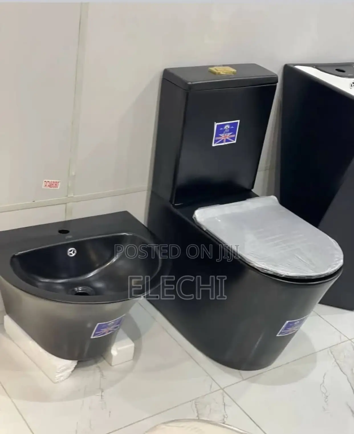 Black Wc With Wall Hung Basin