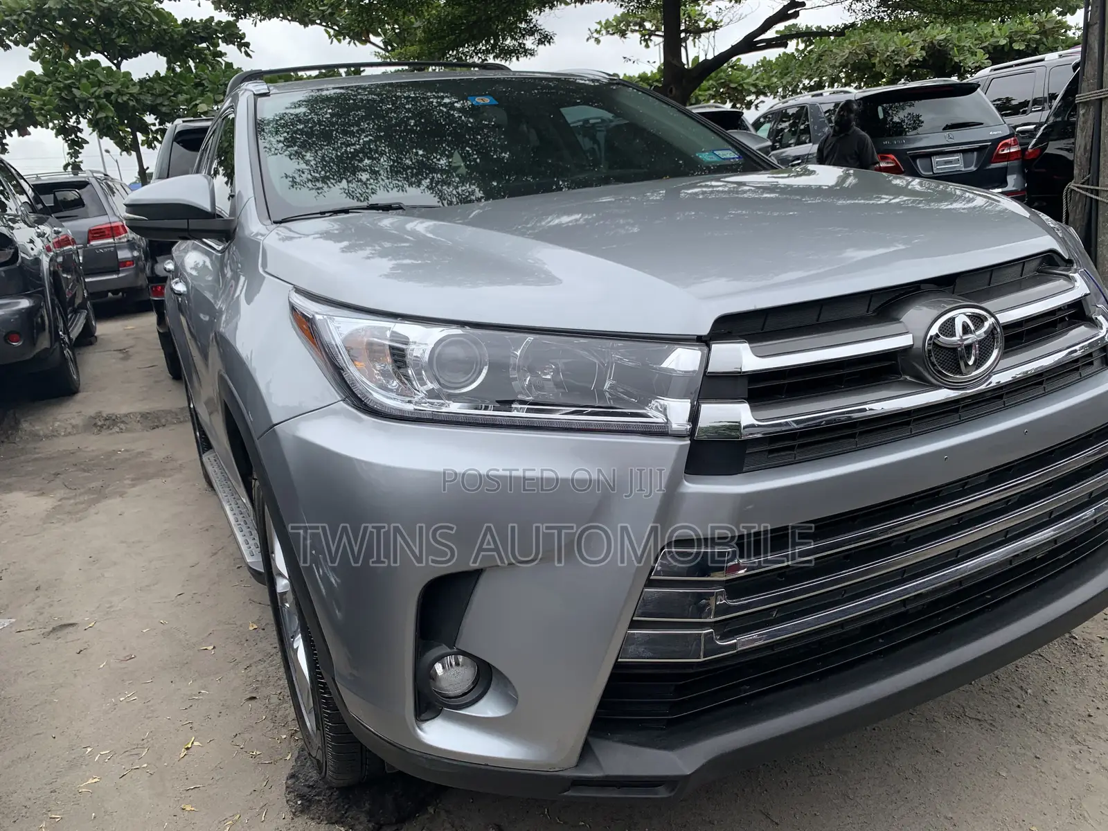 Toyota Highlander Limited V6 4x4 (3.5L 6cyl 6A) 2016 Silver