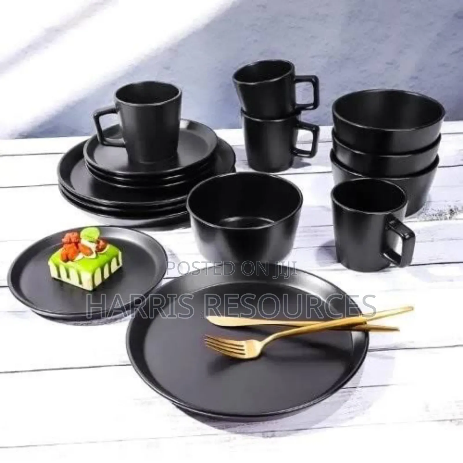 16 PCS Black Dinner Set Glass Plates