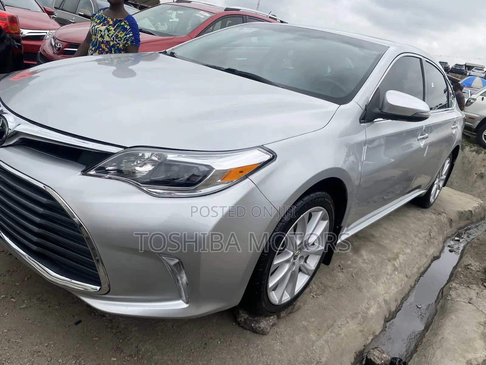 Toyota Avalon Limited FWD Sedan (3.6L 6cyl 6A) 2016 Silver
