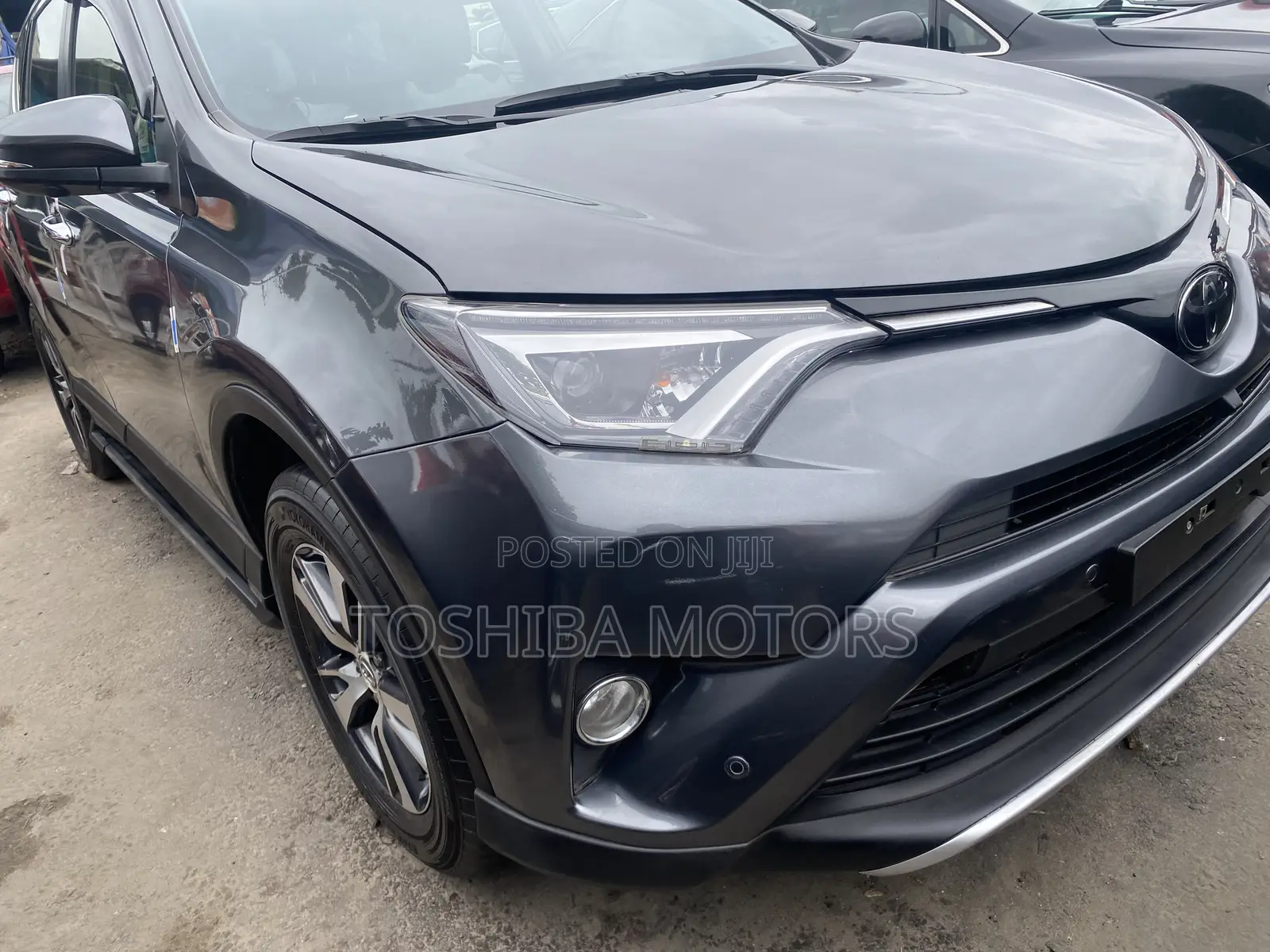 Toyota RAV4 Limited FWD (2.5L 4cyl 6A) 2017 Gray