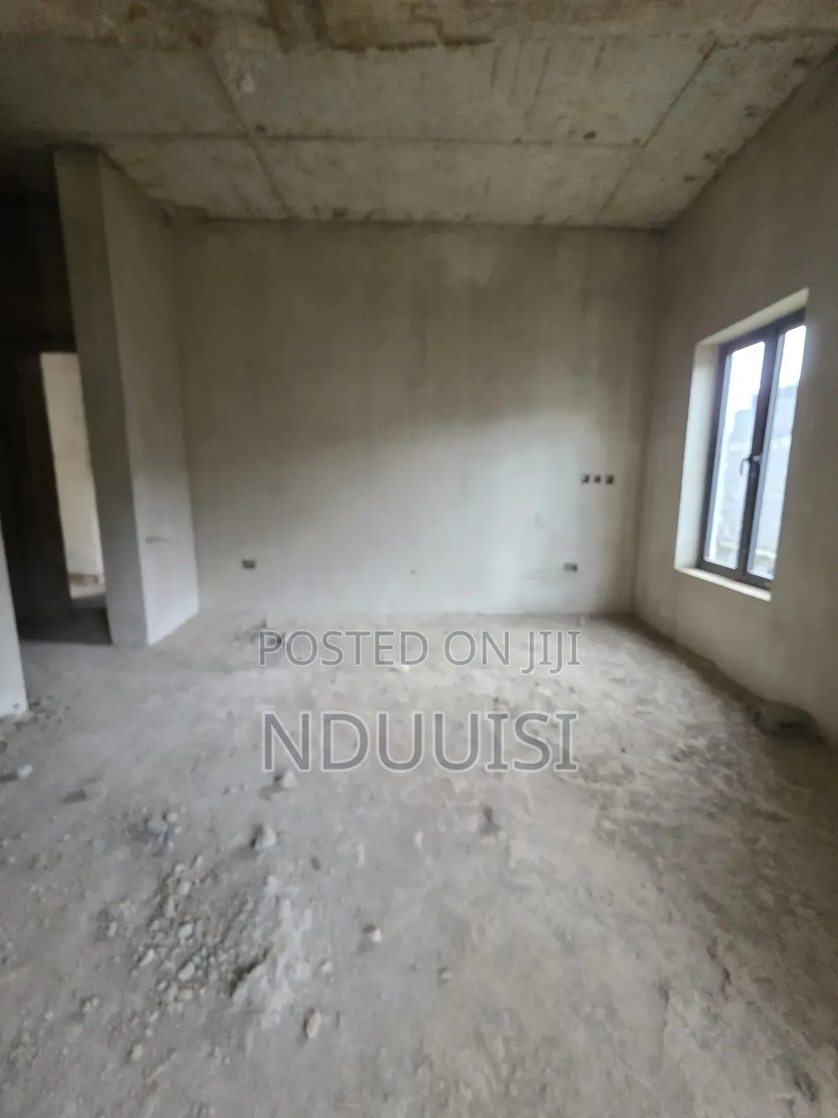 5bdrm Duplex in Stella Marris, Life Camp for sale