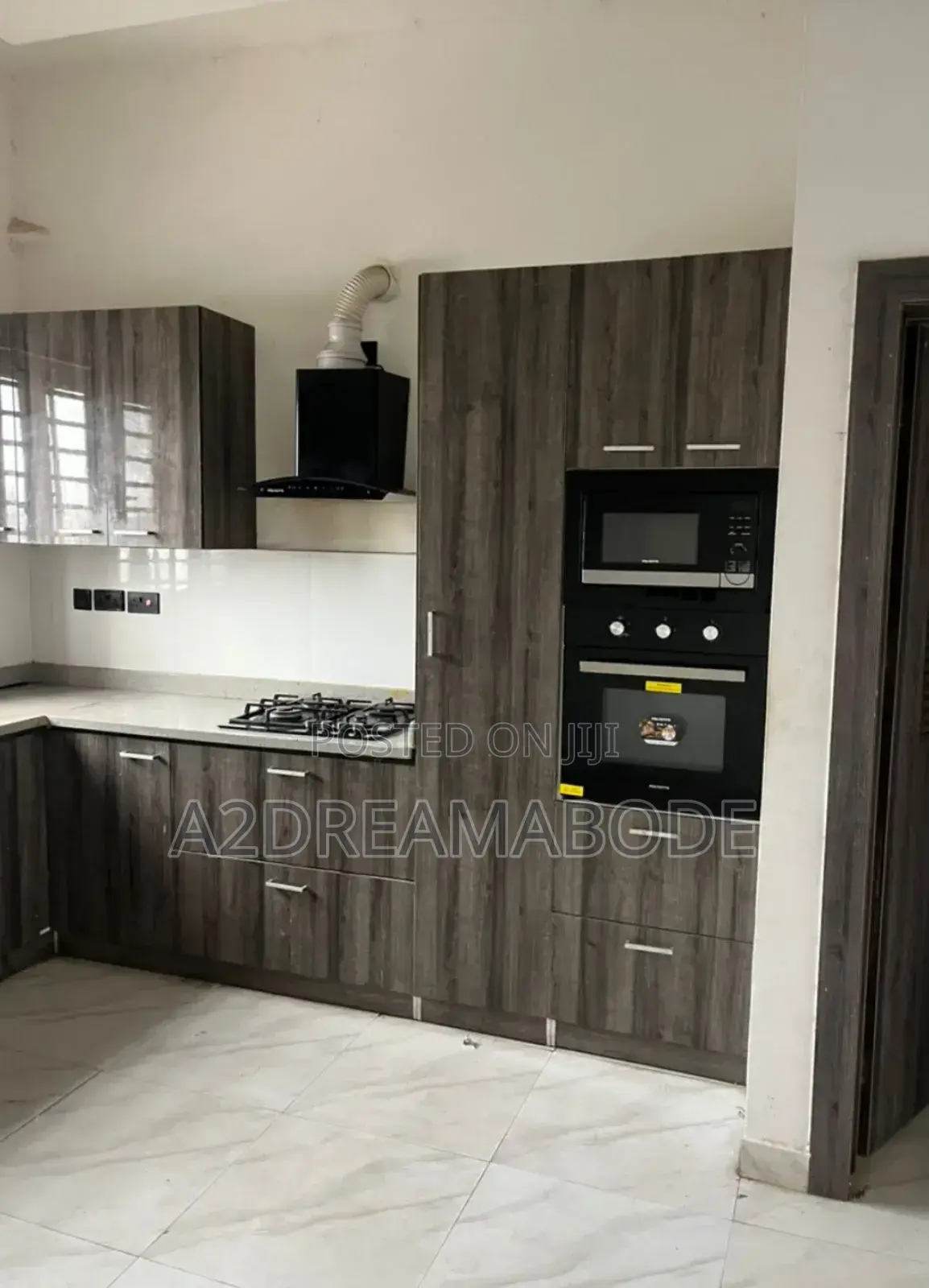 4bdrm Duplex in Awolowo Way, Ikeja for rent