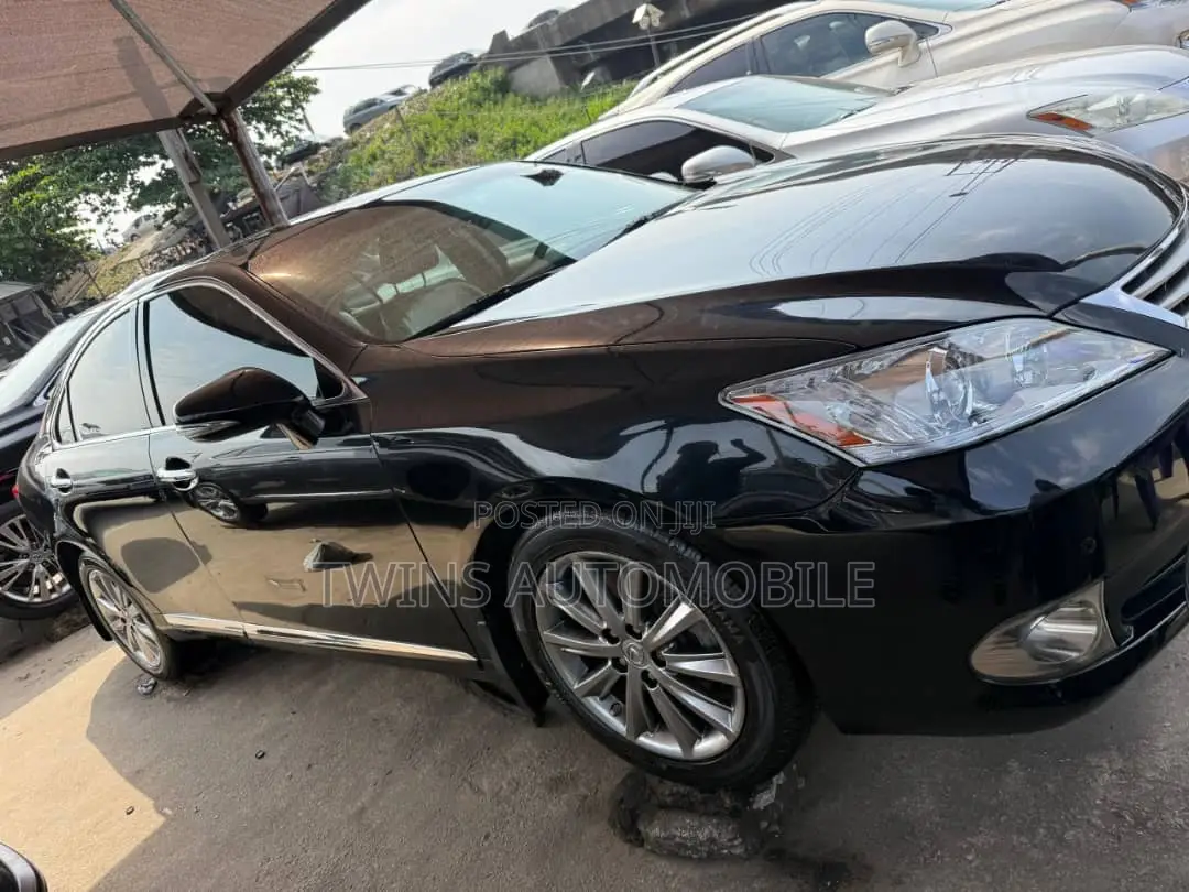 Lexus ES 350 2011 Black