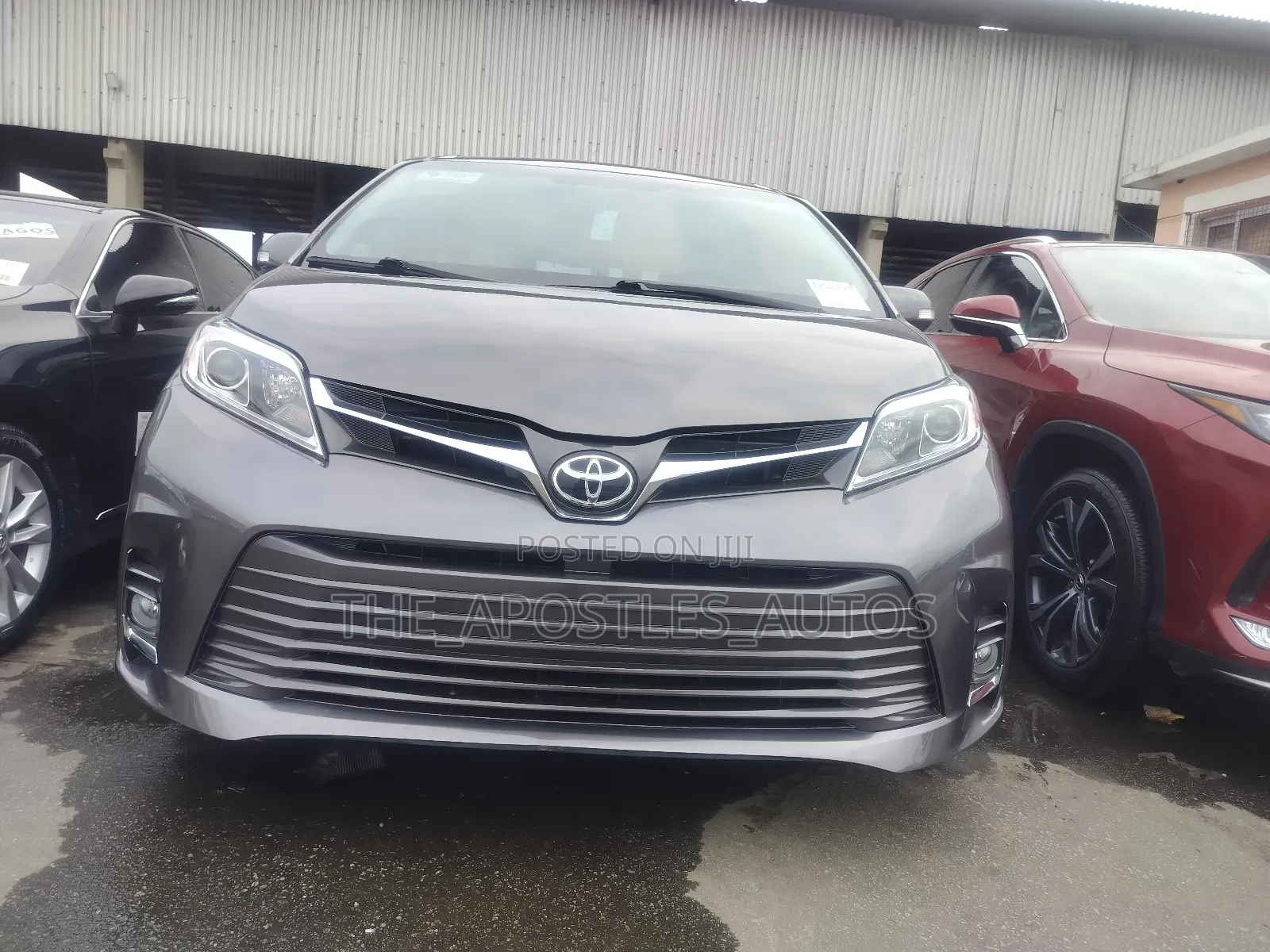 Toyota Sienna XLE Premium AWD (3.5L 6cyl 8A) 2018 Gray