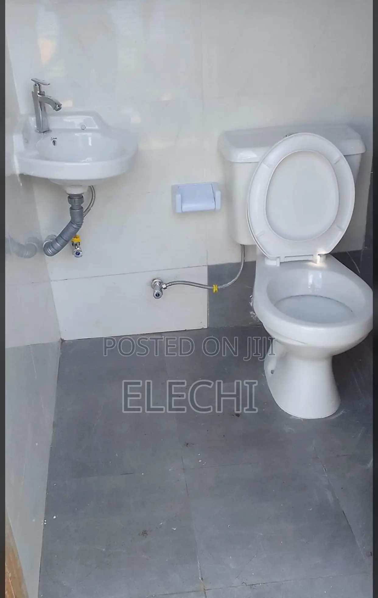 Angle Washing Hands Basin