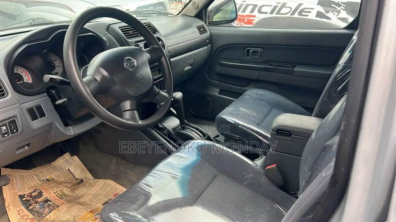 Nissan Frontier SVE V6 King Cab 4WD 2004 Silver