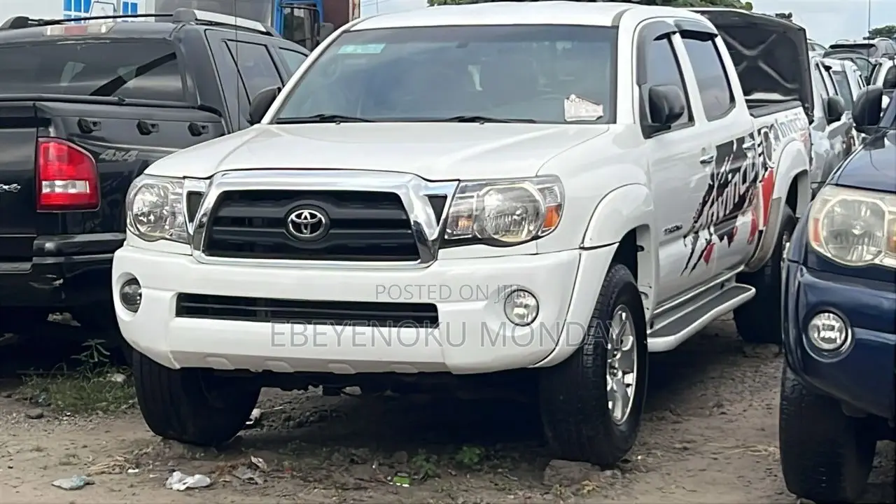 Toyota Tacoma Double Cab V6 Automatic 2011 White