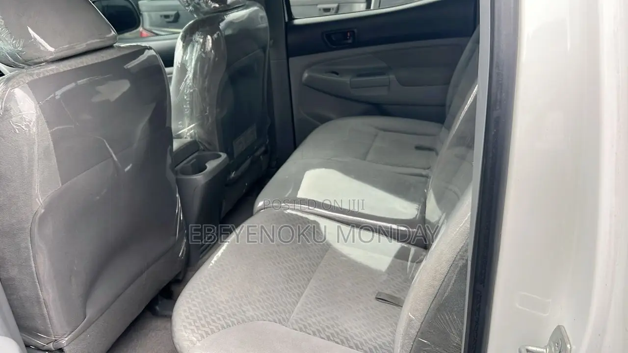 Toyota Tacoma Double Cab V6 Automatic 2011 White