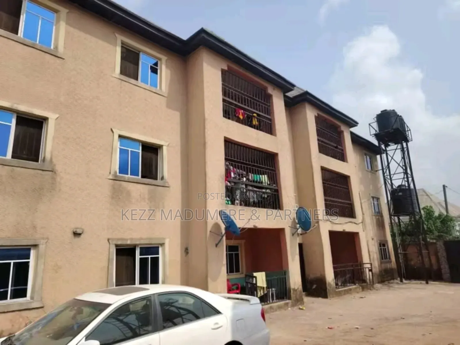 6bdrm Block of Flats in Umuguma Owerri Imo for sale