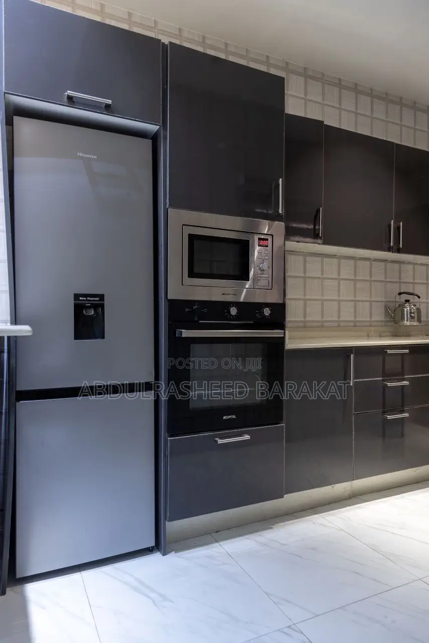 Spacious 1 Bedroom With Pool Gym Balcony