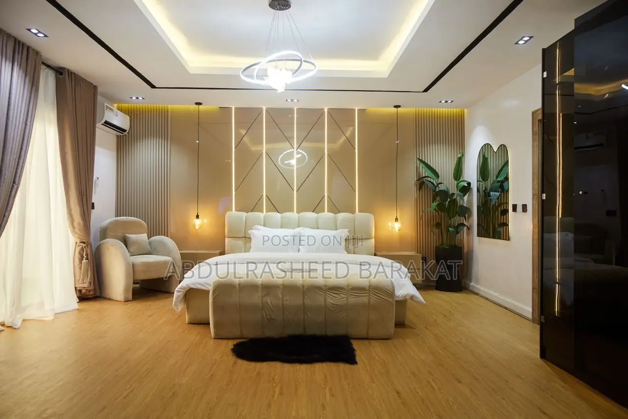 Luxury Spacious 3 Bedroom With Pool Snooker Balcony Bathtub