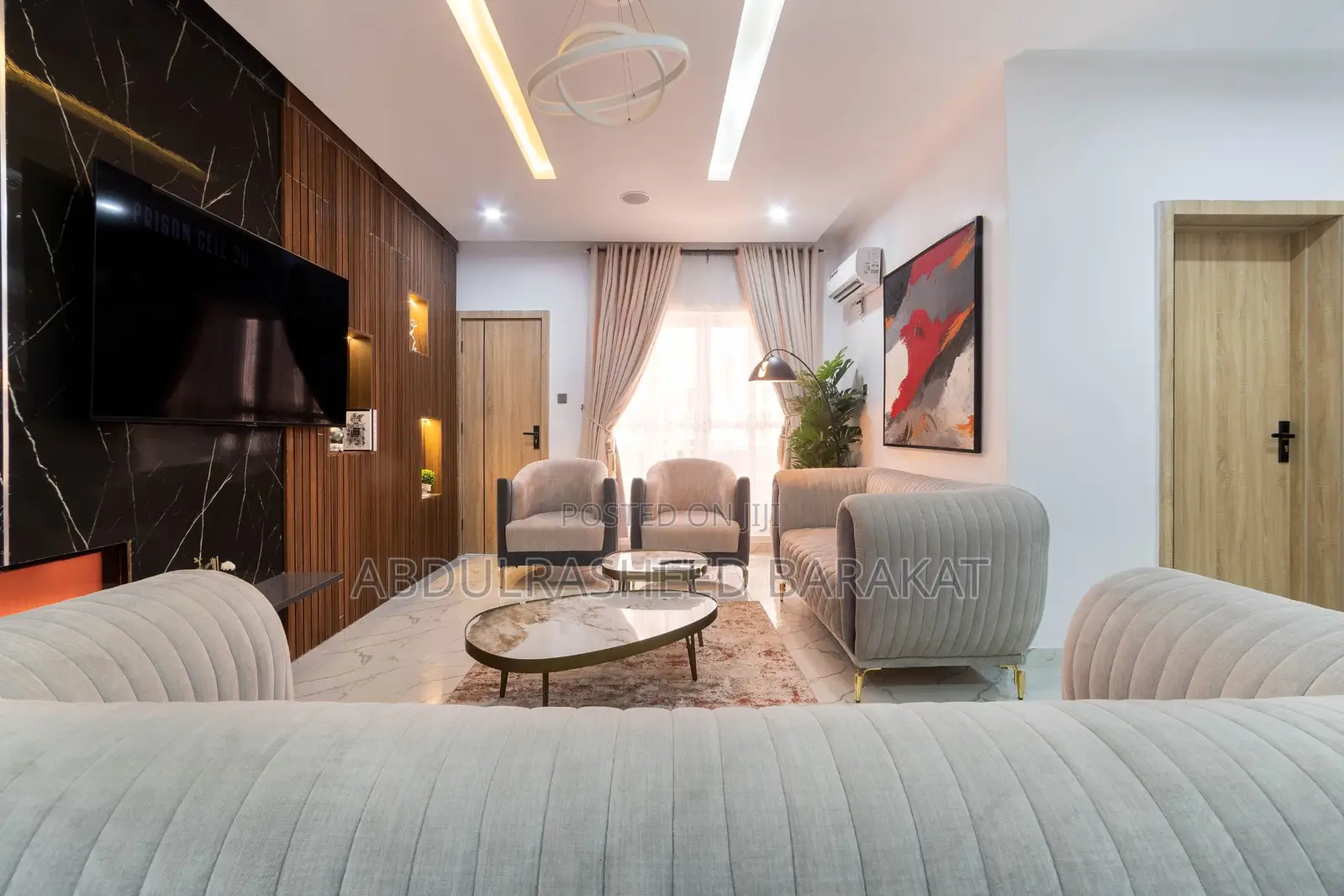 Luxury Spacious 2 Bedroom With Pool Gym Tennis Football Pitc