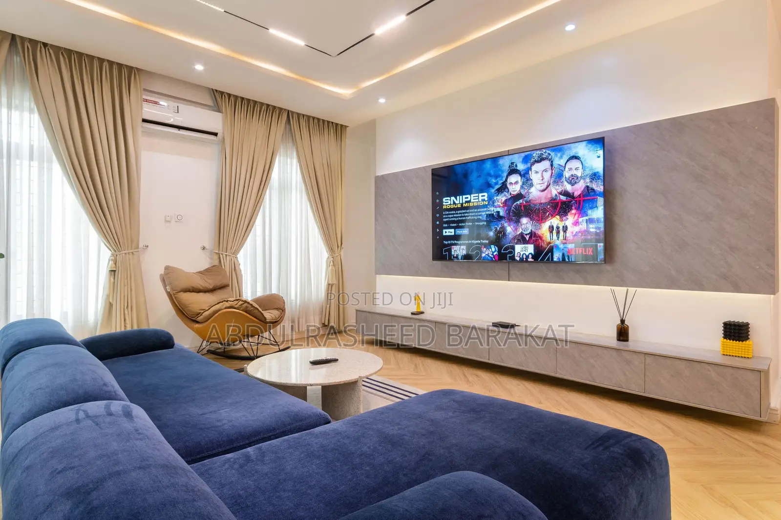 Luxury and Spacious 3 Bedroom Apartment With Pool Balcony