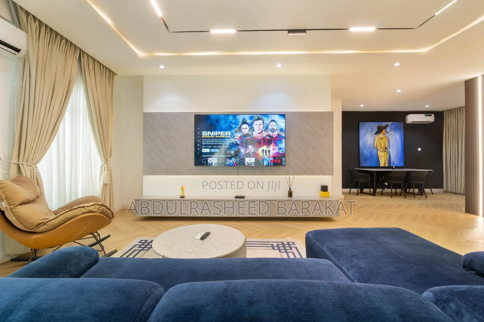 Luxury and Spacious 3 Bedroom Apartment With Pool Balcony