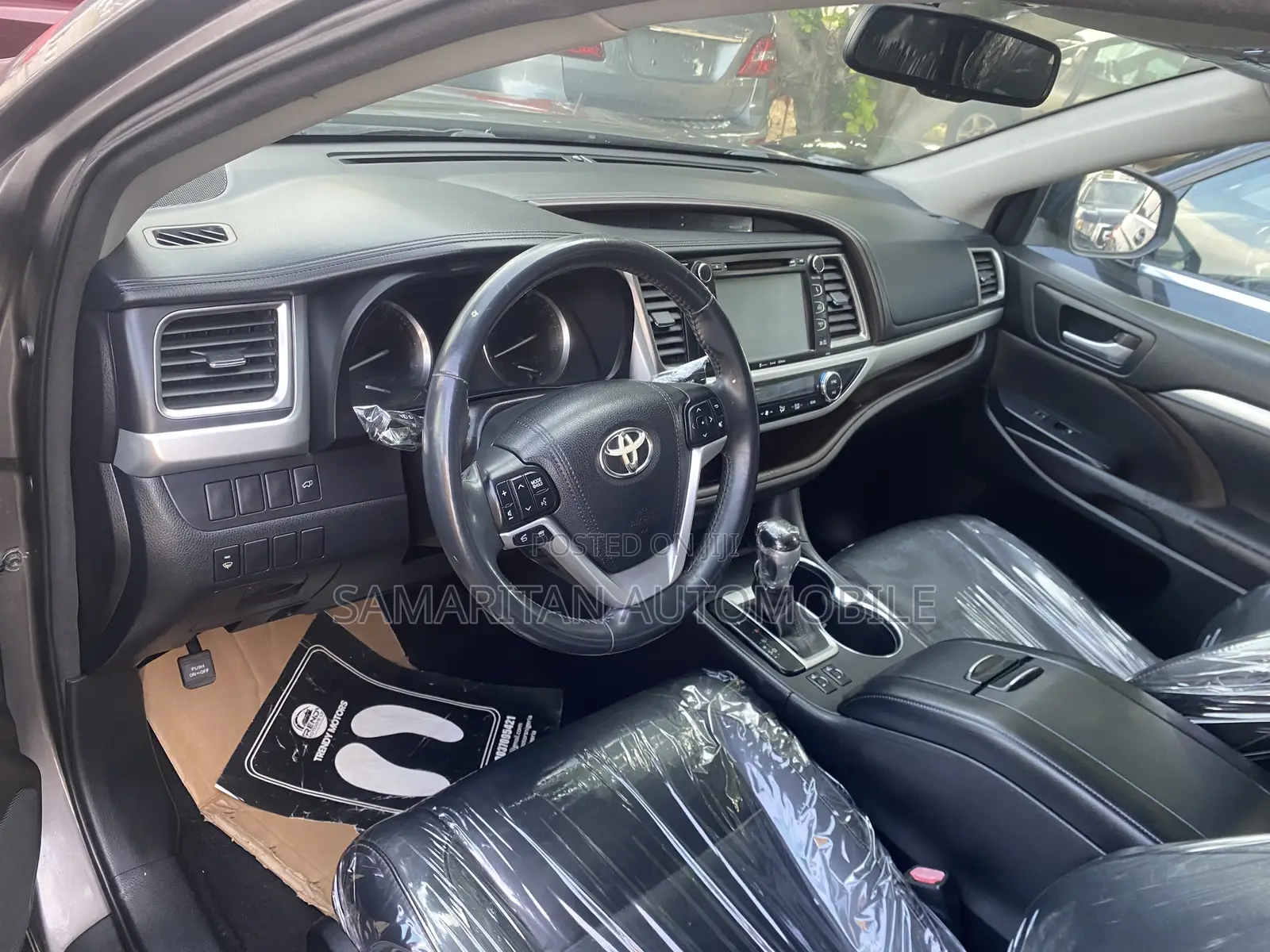 Toyota Highlander XLE V6 4x2 (3.5L 6cyl 6A) 2016 Gray