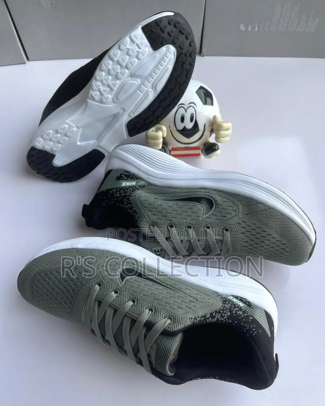 Nike Sport Sneakers