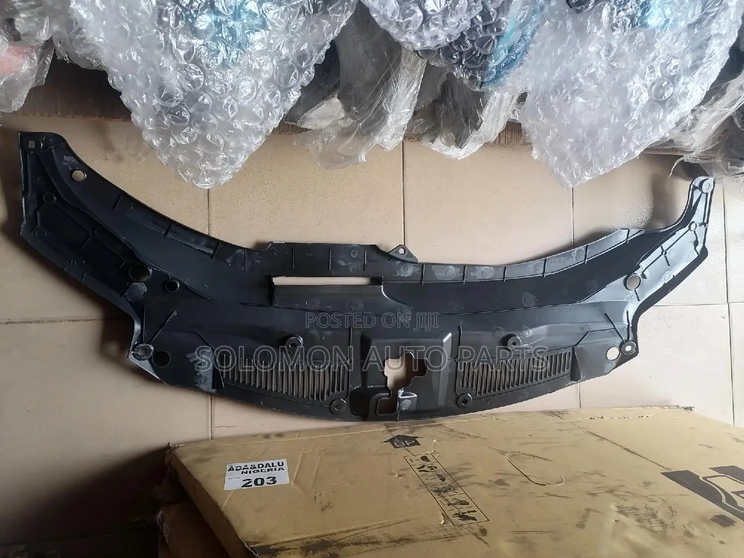 Radiator Plastic Rx350 2016 2017 2018 2019 2020 2021