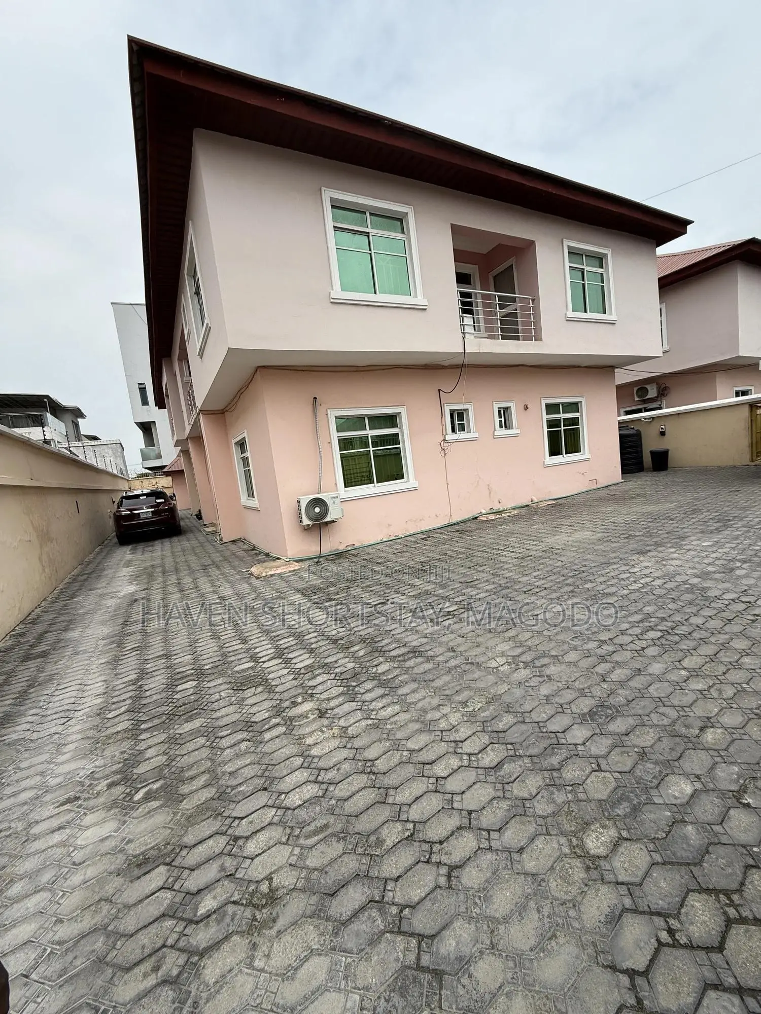 Furnished 5bdrm Duplex in Magodo Gra Phase 2 for sale