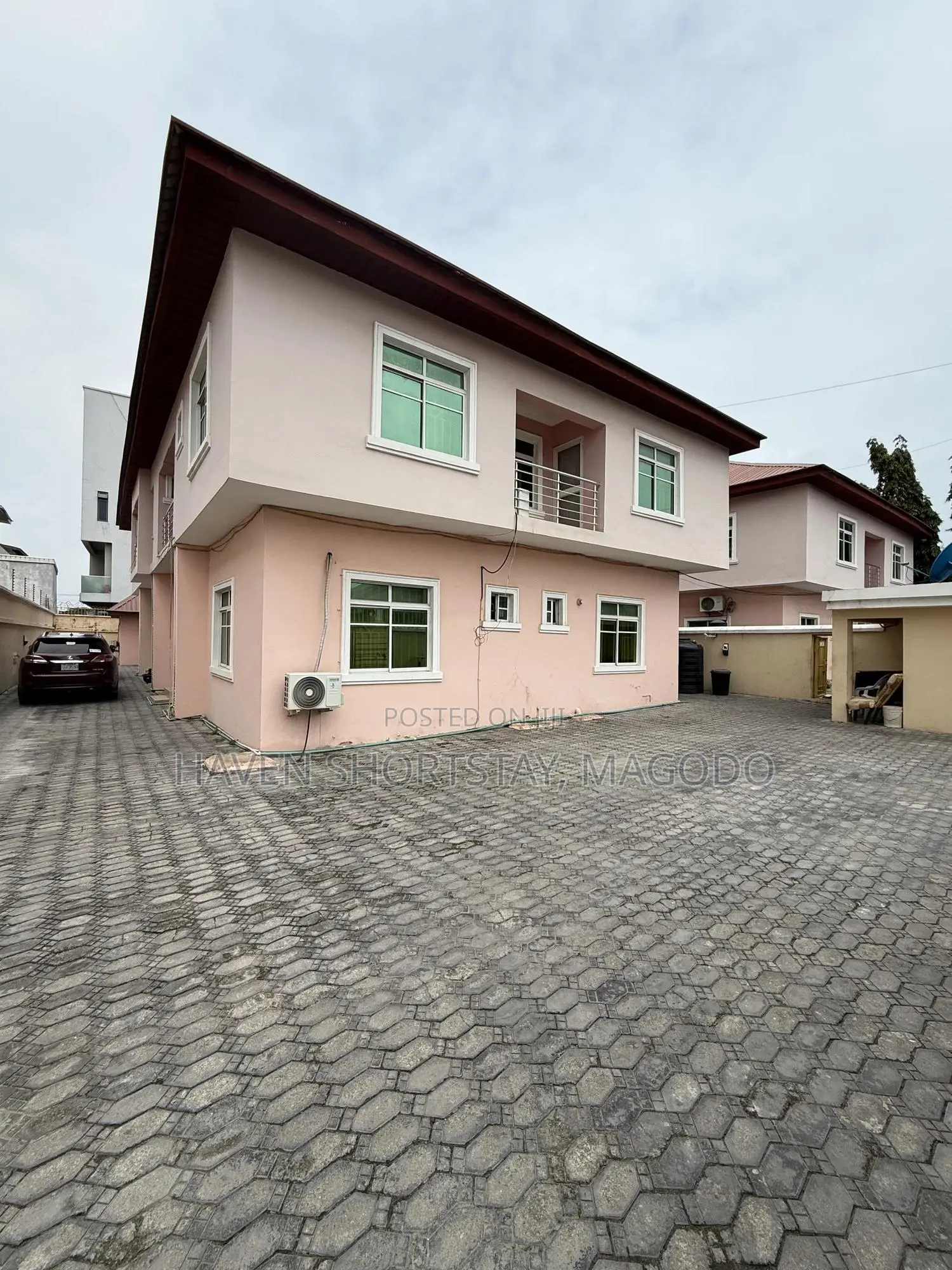 Furnished 5bdrm Duplex in Magodo Gra Phase 2 for sale