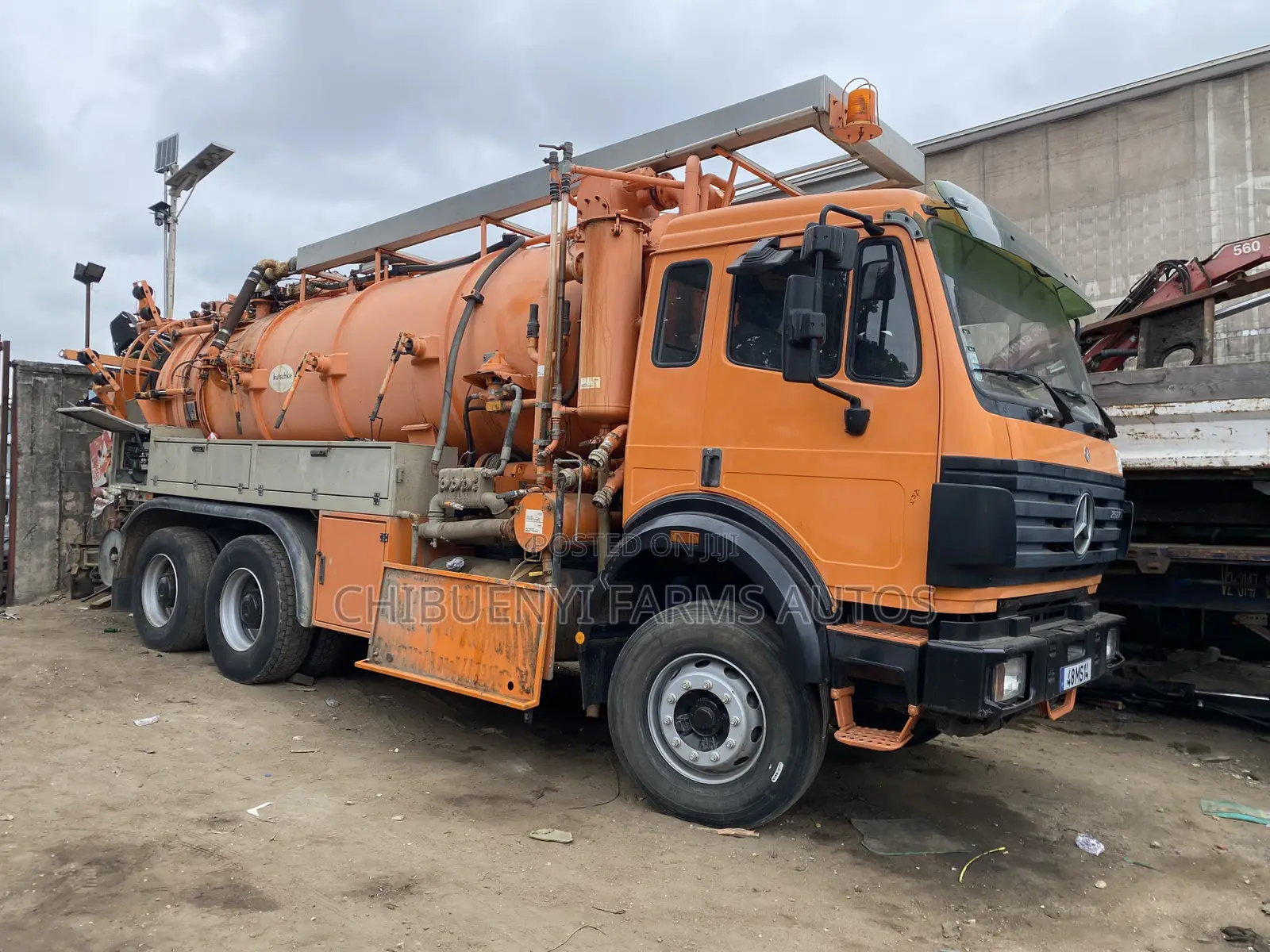 Mecedeces Sewage Truck