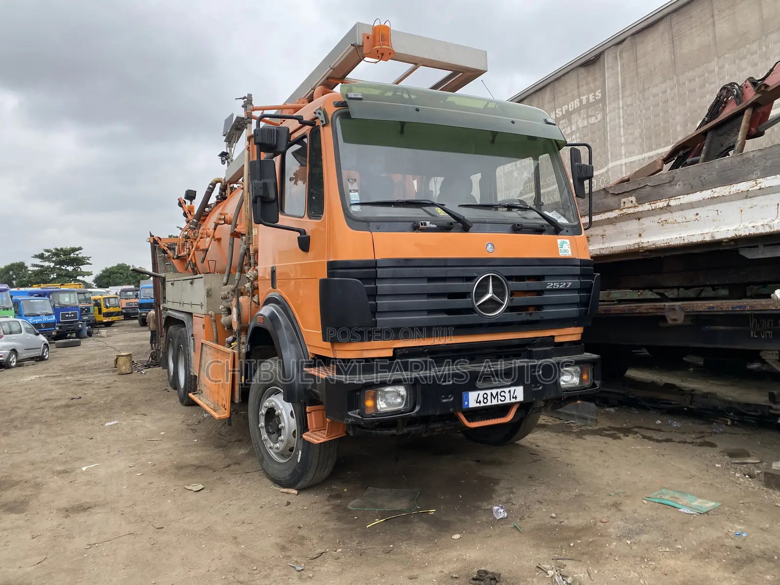 Mecedeces Sewage Truck