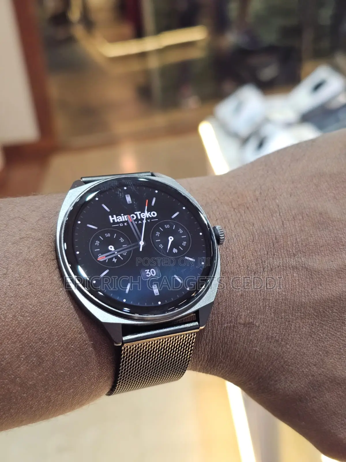 Hainoteko Watch 16, Waterproof Amoled Display Smart Watch
