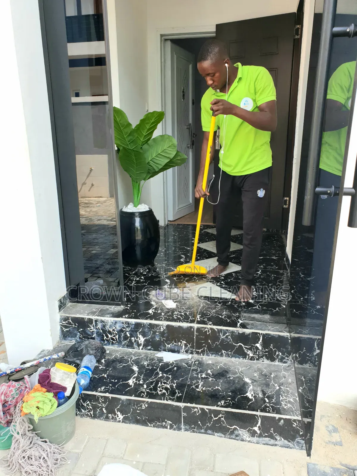 Cleaning Service in Ikeja/ Best Cleaning and Fumigation