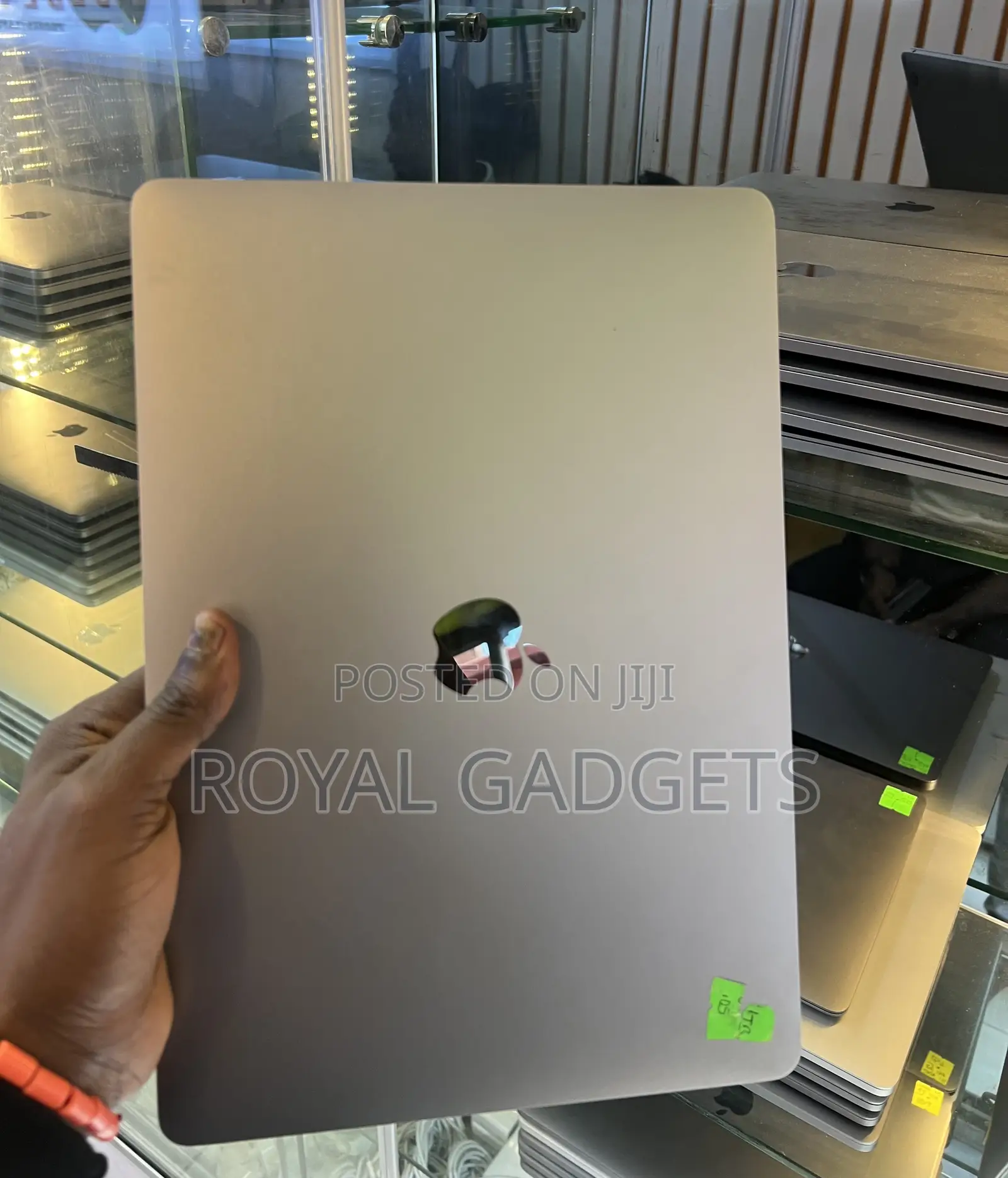 Laptop Apple MacBook Pro 2020 M1 16GB Apple M1 SSD 512GB