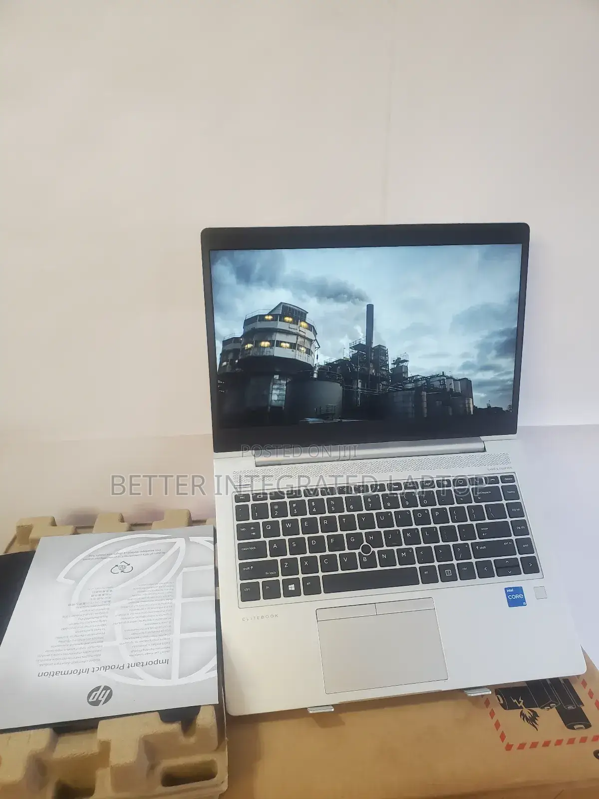 New Laptop HP EliteBook 2760P 16GB Intel Core i5 SSD 256GB