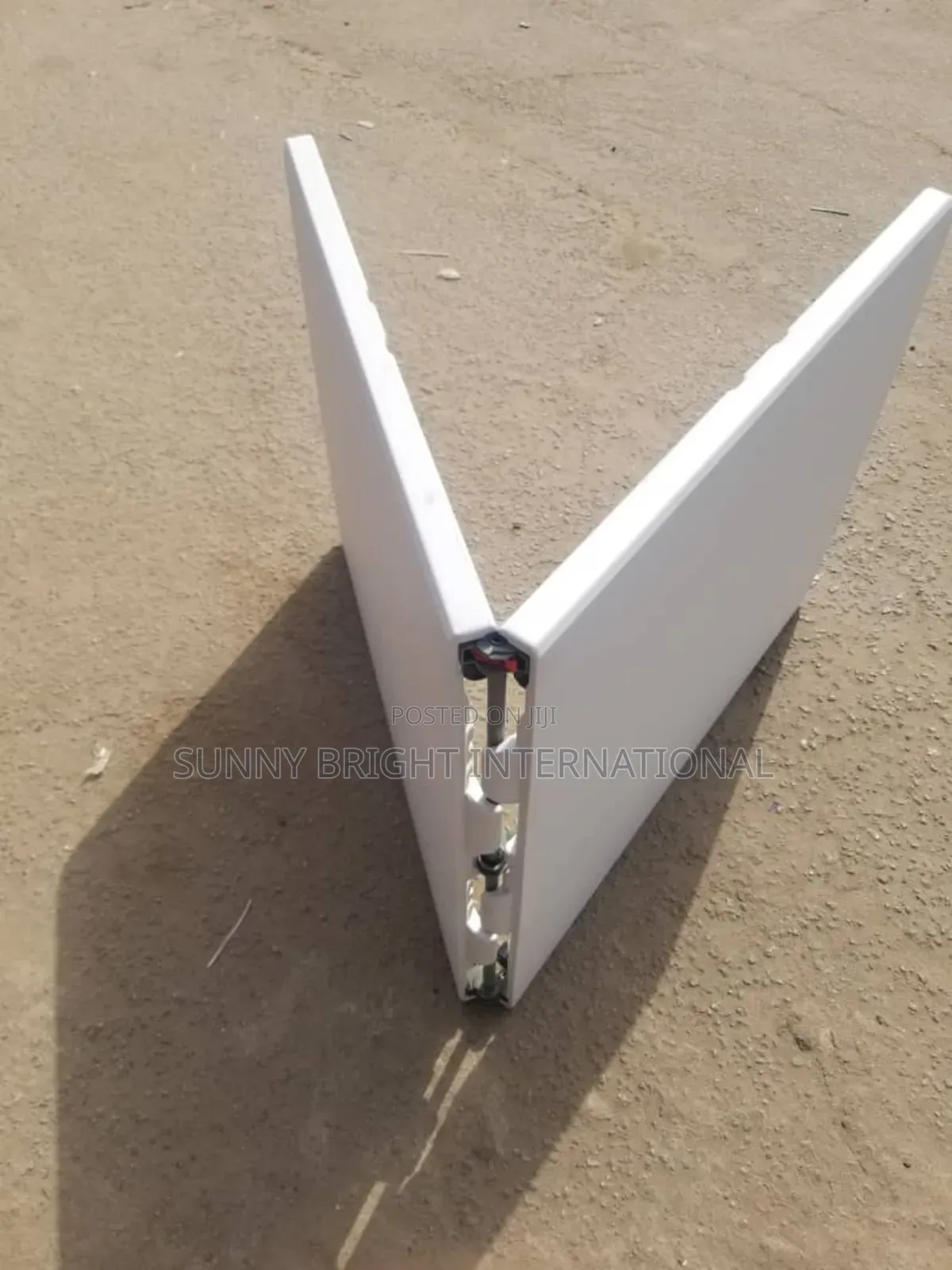 Foldable Table
